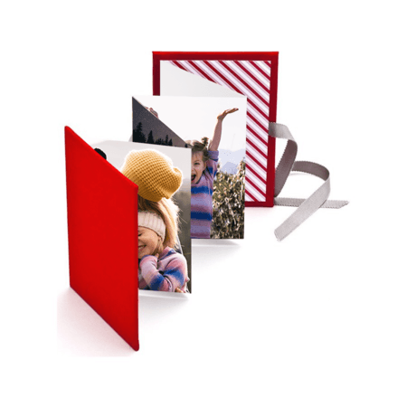 3.5 x 5" - 8 Photos, Red