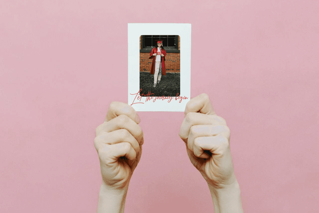 GradFeatured_Cards_24